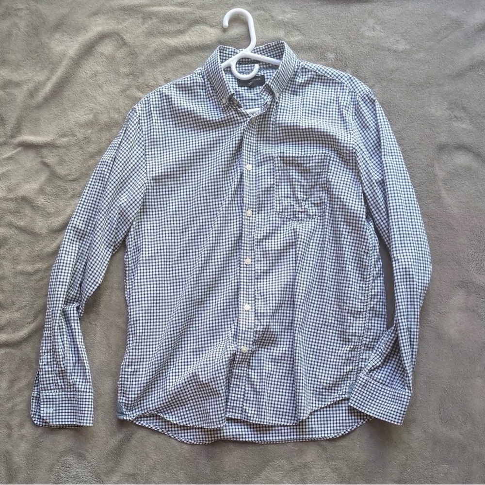 Banana Republic Men’s Navy and White Gingham Button-Down Shirt